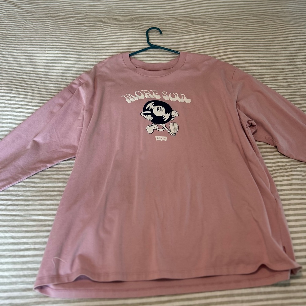 Levi's long sleeve